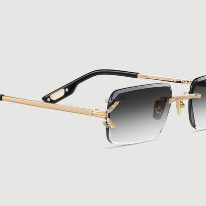 THE VECTOR | EXECUTIVE SMOKE CUT